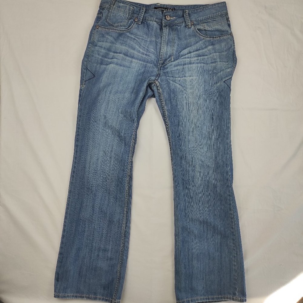 Division E Jeans Blue Denim Sz 38 Born in Los Angeles Button Pocket Embroidered